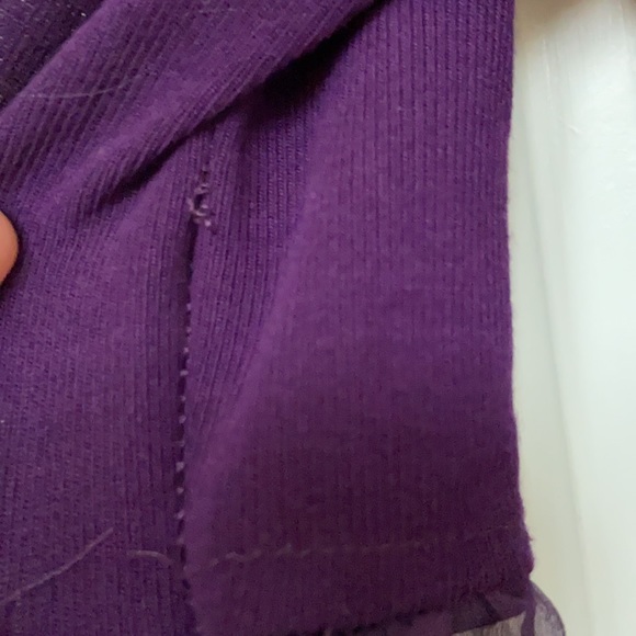 Cute purple sweater in size S - Picture 5 of 9